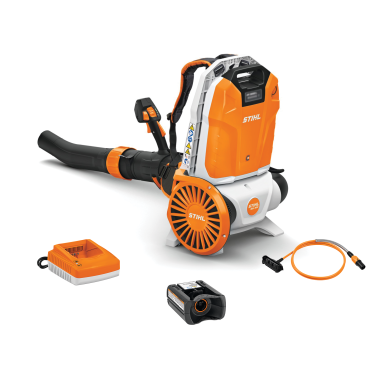 STIHL BGA 300 pūtiklis su AR 2000 L akumuliatoriumi ir priedais